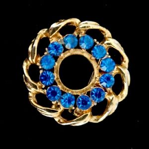 Vintage Faux Blue Sapphire Goldtone Wreath Brooch